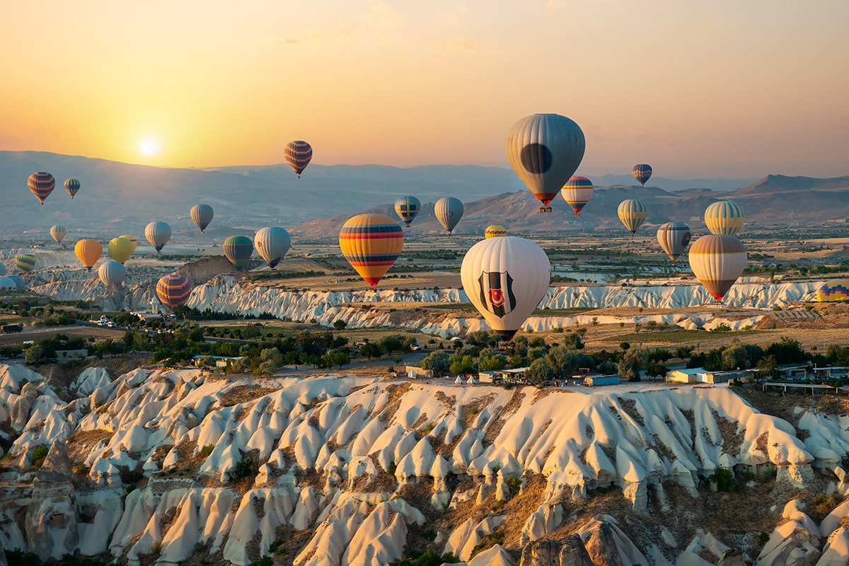 Cappadocia Balloon Ride: A Complete Guide to Sunrise Views
